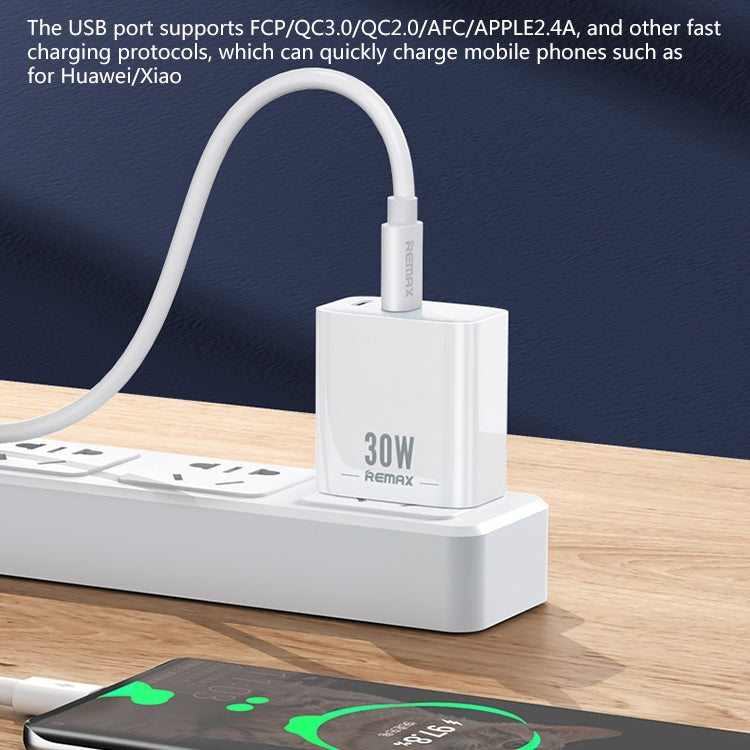 REMAX RP-U82 30W USB+USB-C/Type-C Dual Interface Fast Charger, Specification:CN Plug(White) - USB Charger by REMAX | Online Shopping South Africa | PMC Jewellery | Buy Now Pay Later Mobicred