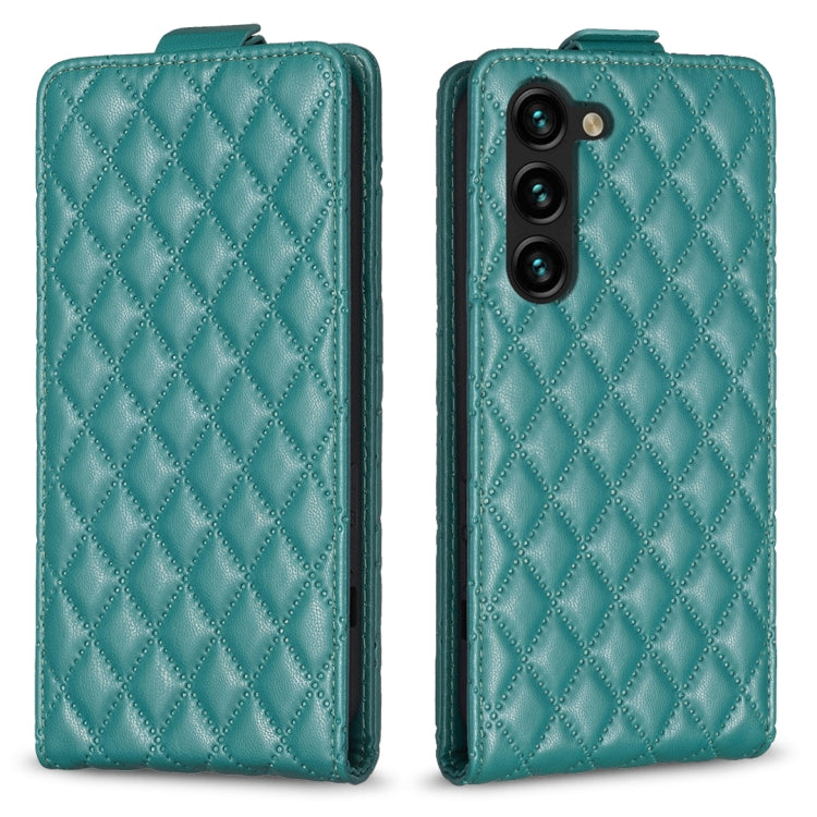 For Samsung Galaxy S25 5G Diamond Lattice Vertical Flip Leather Phone Case(Green) - Galaxy S25 5G Cases by PMC Jewellery | Online Shopping South Africa | PMC Jewellery | Buy Now Pay Later Mobicred