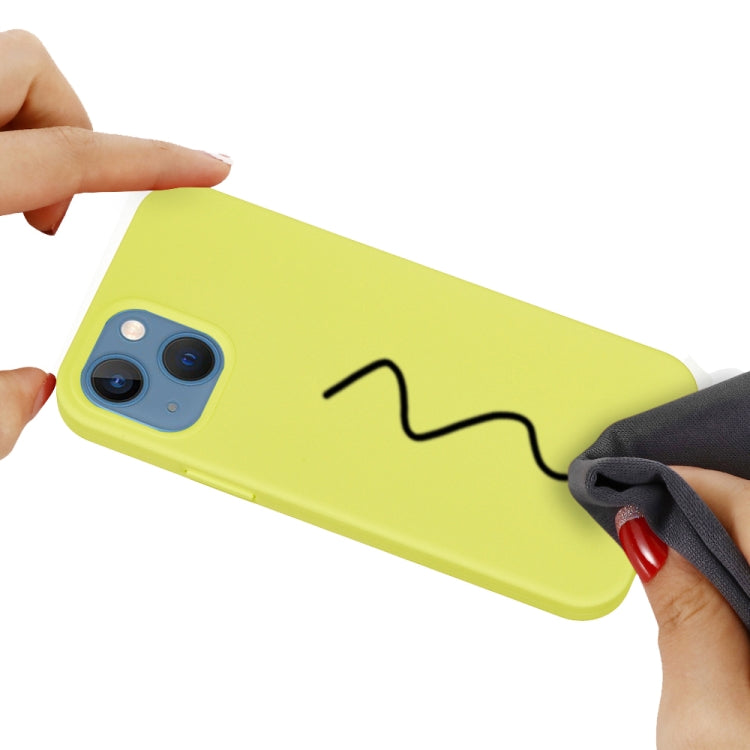 For iPhone 15 Solid Color Silicone Phone Case(Lemon Yellow) - iPhone 15 Cases by PMC TechLife | Online Shopping South Africa | PMC TechLife