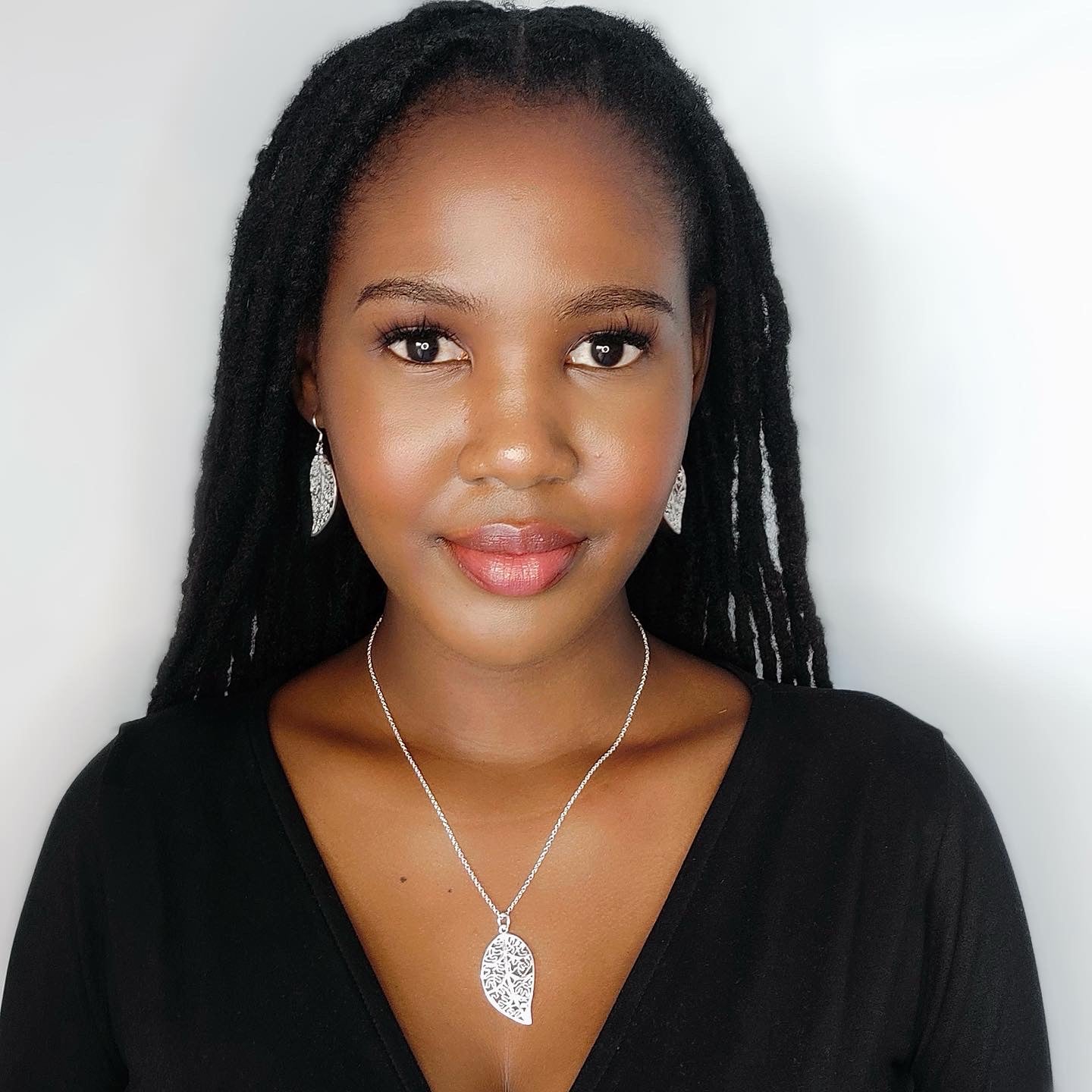 Sterling Silver Leaf Necklace And Earrings Set - free shipping - PMC TechLife - Order now!